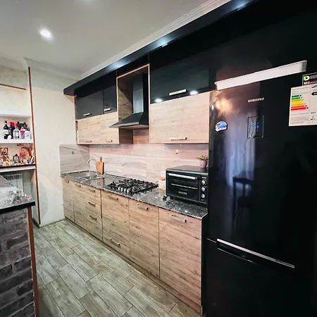 2Bedroom Home Inn At Jikia'S Green Complex-Central Tbilisi Exterior photo