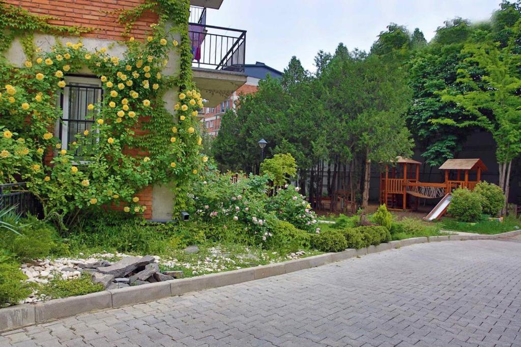 2bedroom At Jikia's Complex-central Appartement Tbilissi