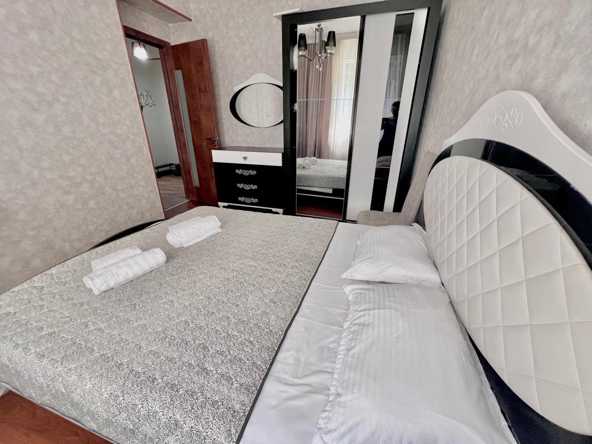 2bedroom At Jikia's Complex-central Appartement *