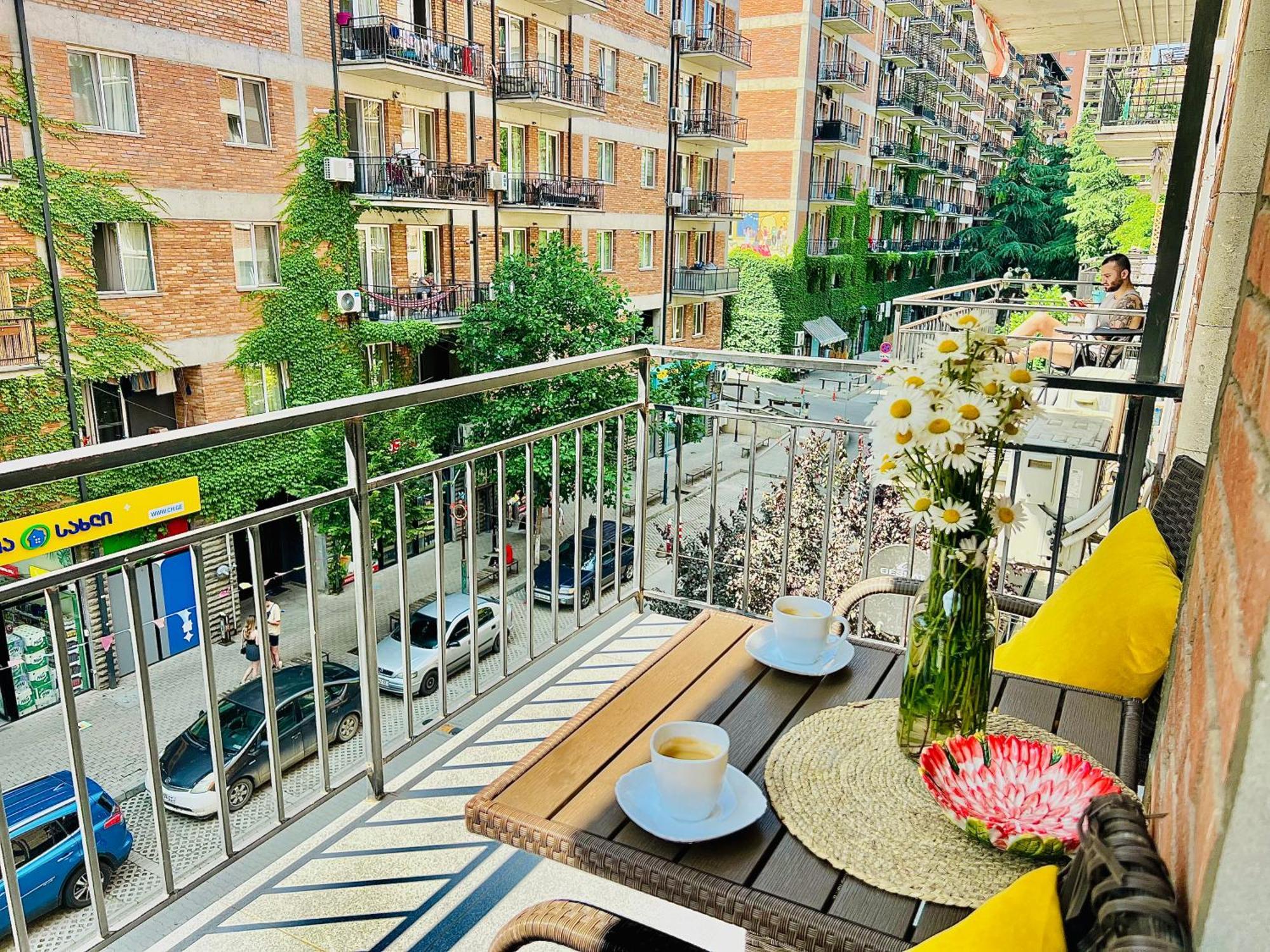 2bedroom At Jikia's Complex-central Appartement *